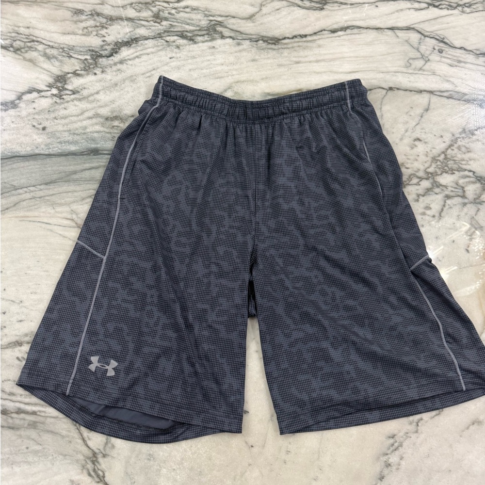 Under Armour Men's Charcoal Gray Athletic Shorts